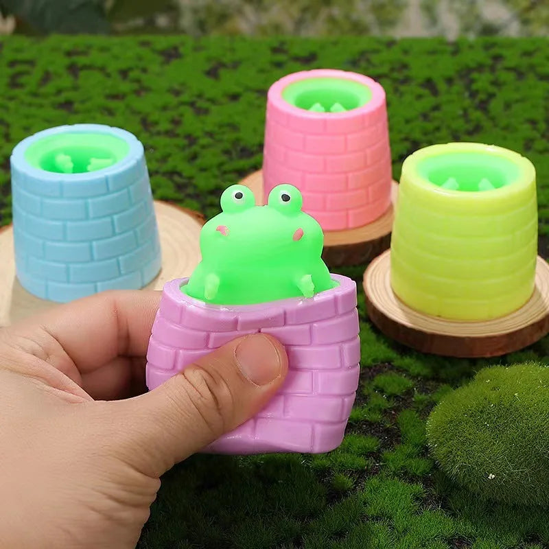 Cheesy Mouse™ – Squeeze & Pop Sensory Toy